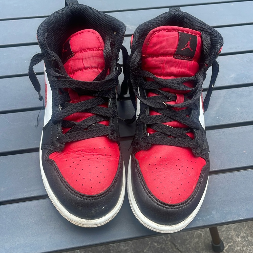 Nike Air Jordan mid